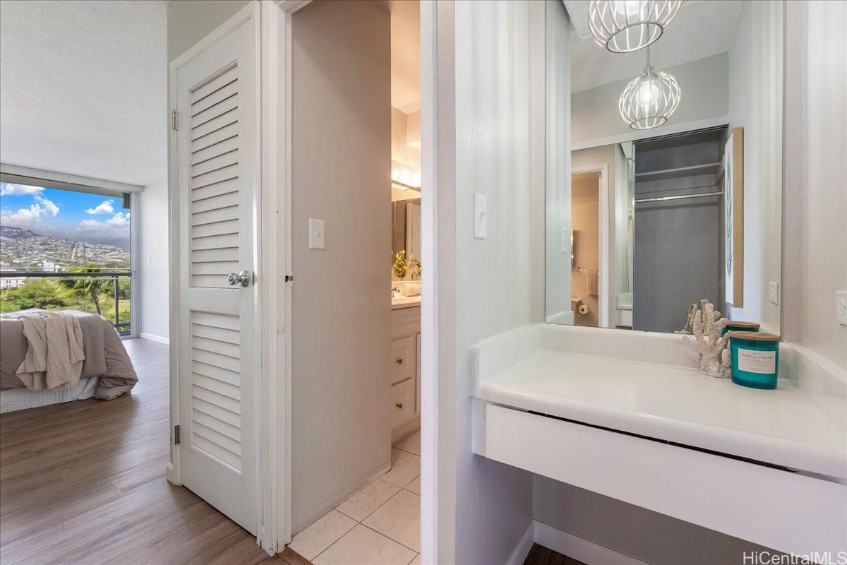 2233 Ala Wai Boulevard  Unit 6B