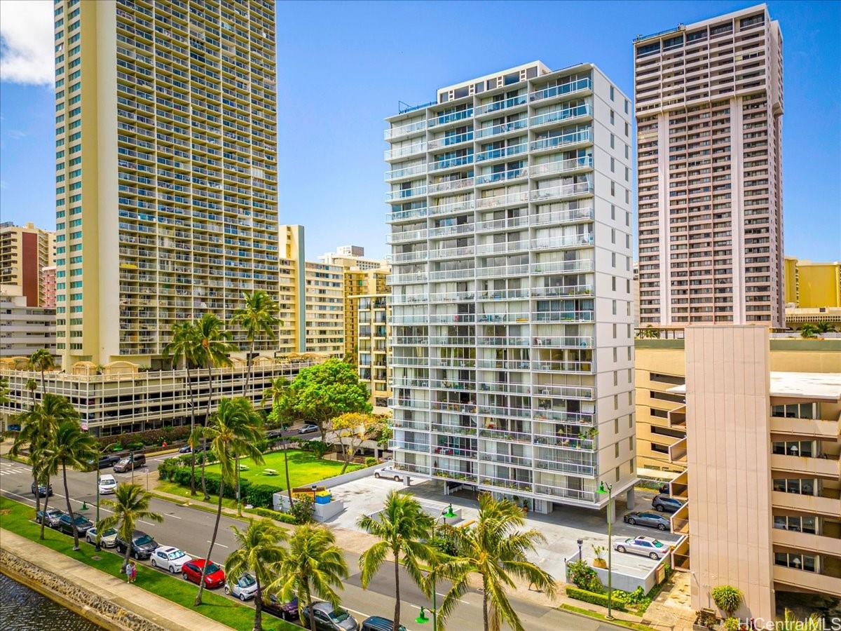 2233 Ala Wai Boulevard  Unit 6B