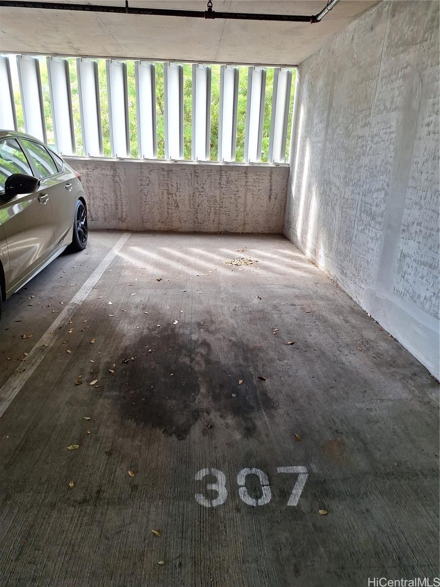 Photo 18 of 18