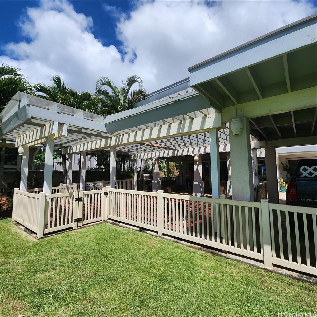 91-633F Pohakupuna Road