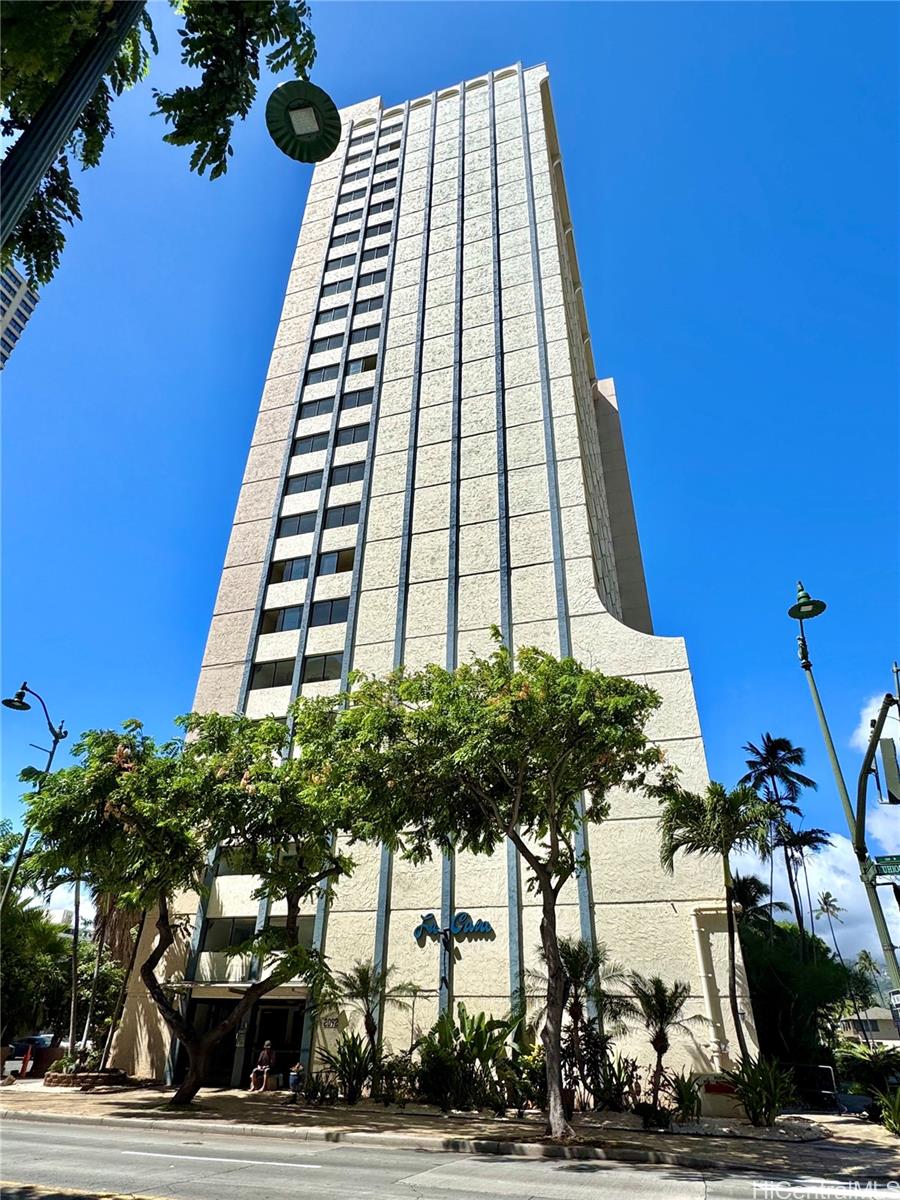2092 Kuhio Avenue 1105