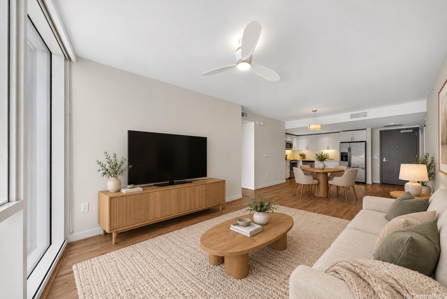 Click for more details 888 Kapiolani Boulevard 2602