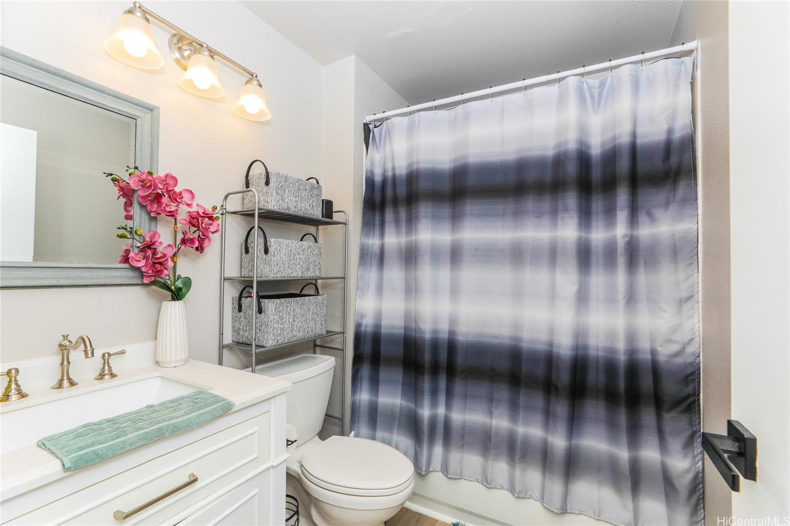 92-1240 Palahia Street  Unit U205