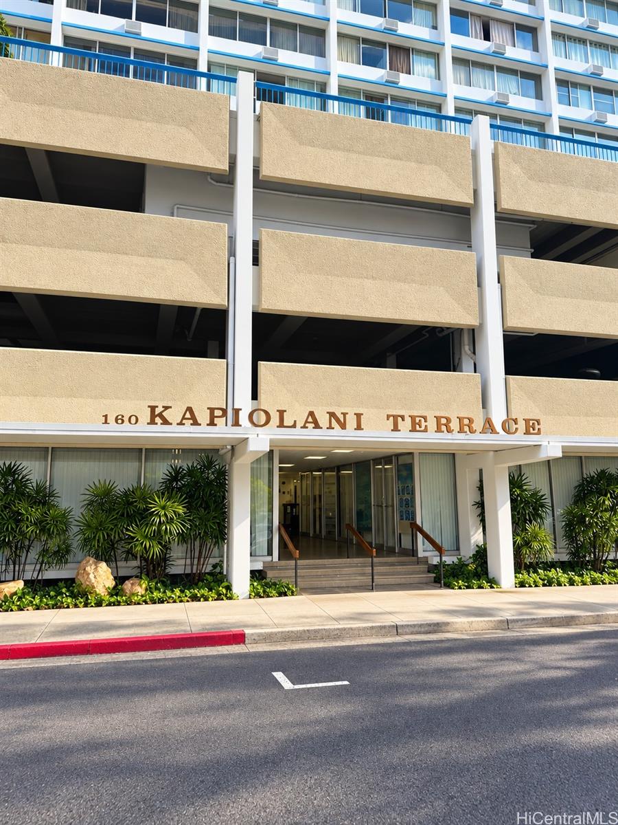 1560 Kanunu Street 1212