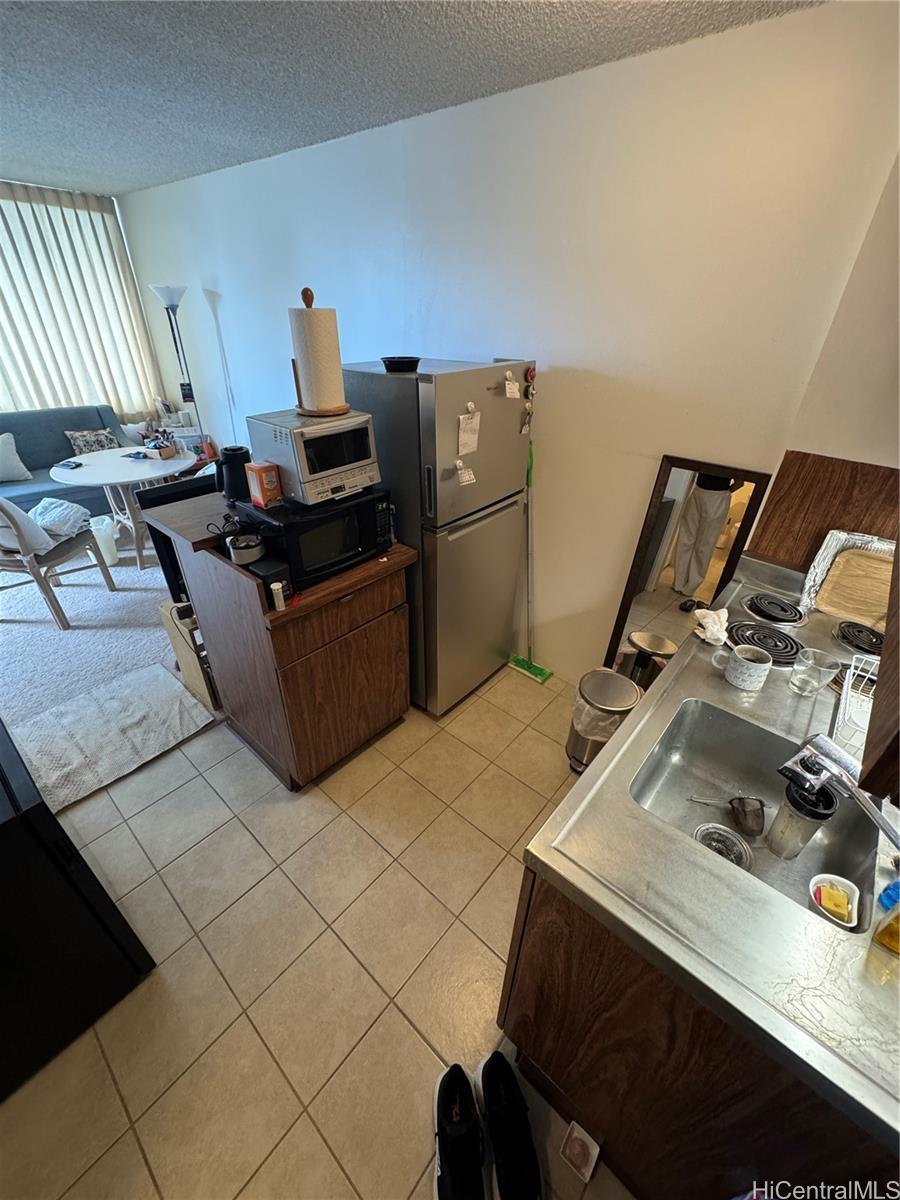 Photo 2 of 19