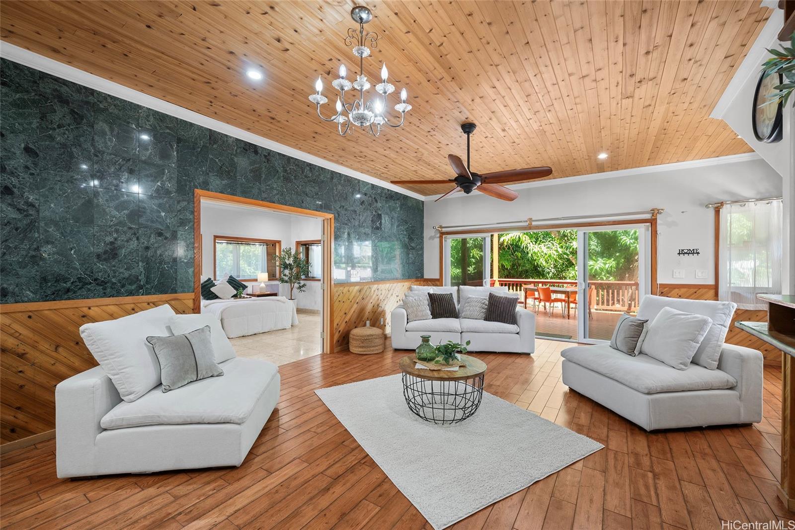 652 Hoohulu Place