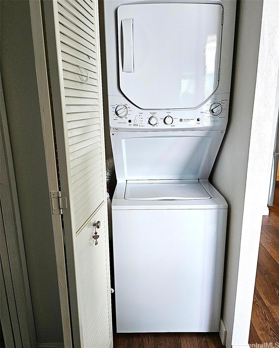 94-979 Kauolu Place  Unit 1002