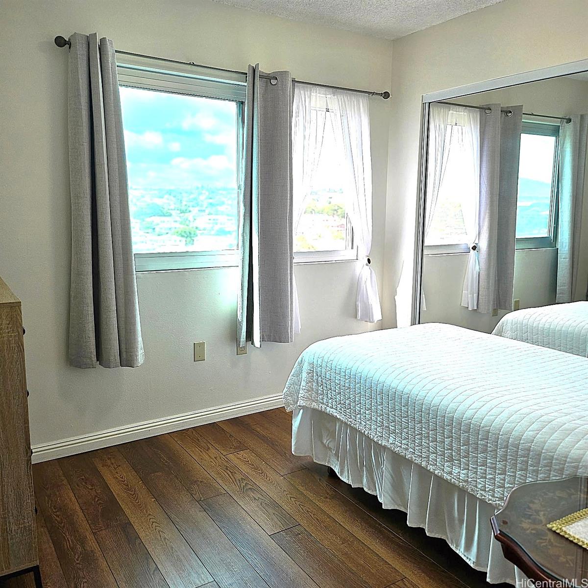 94-979 Kauolu Place  Unit 1002