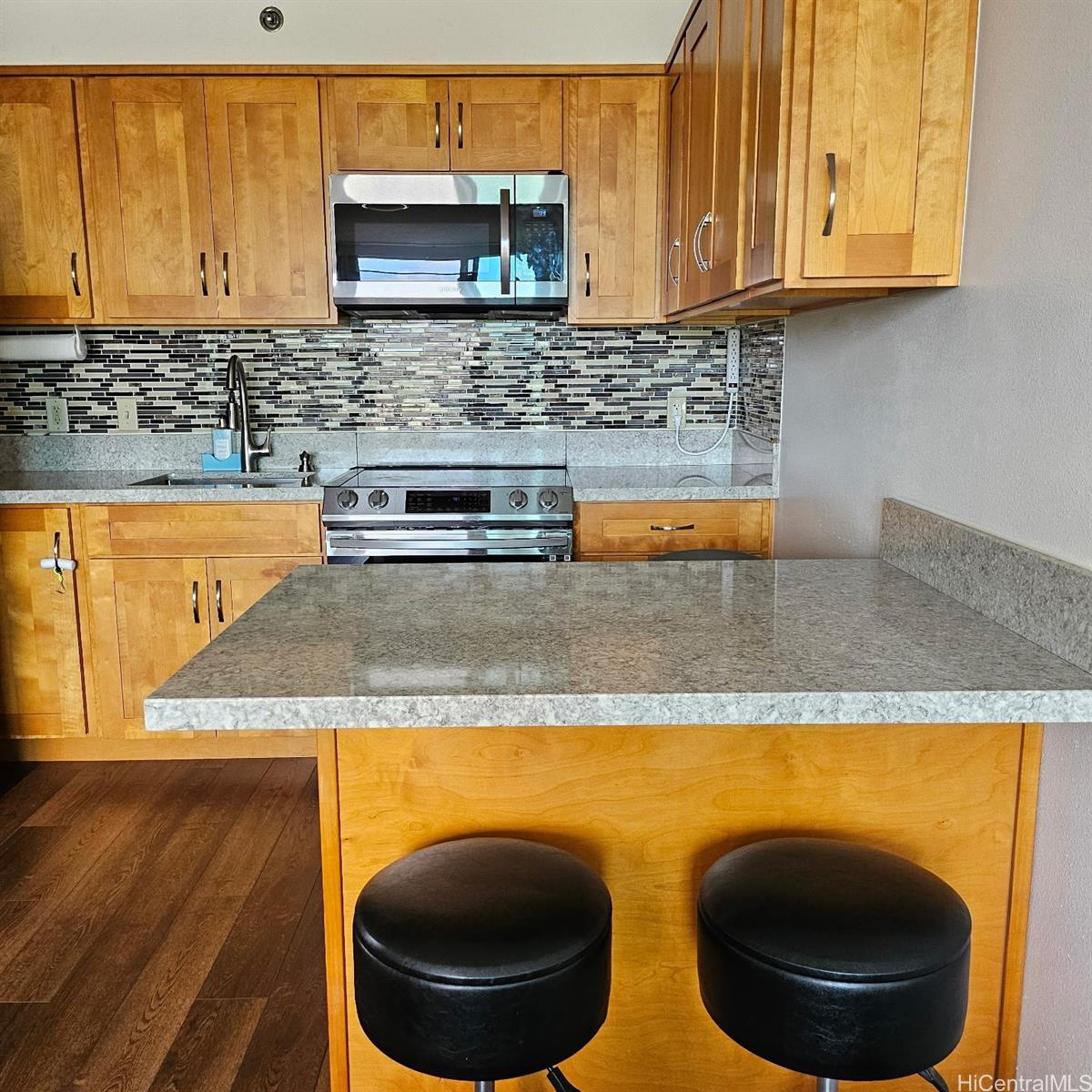 94-979 Kauolu Place  Unit 1002