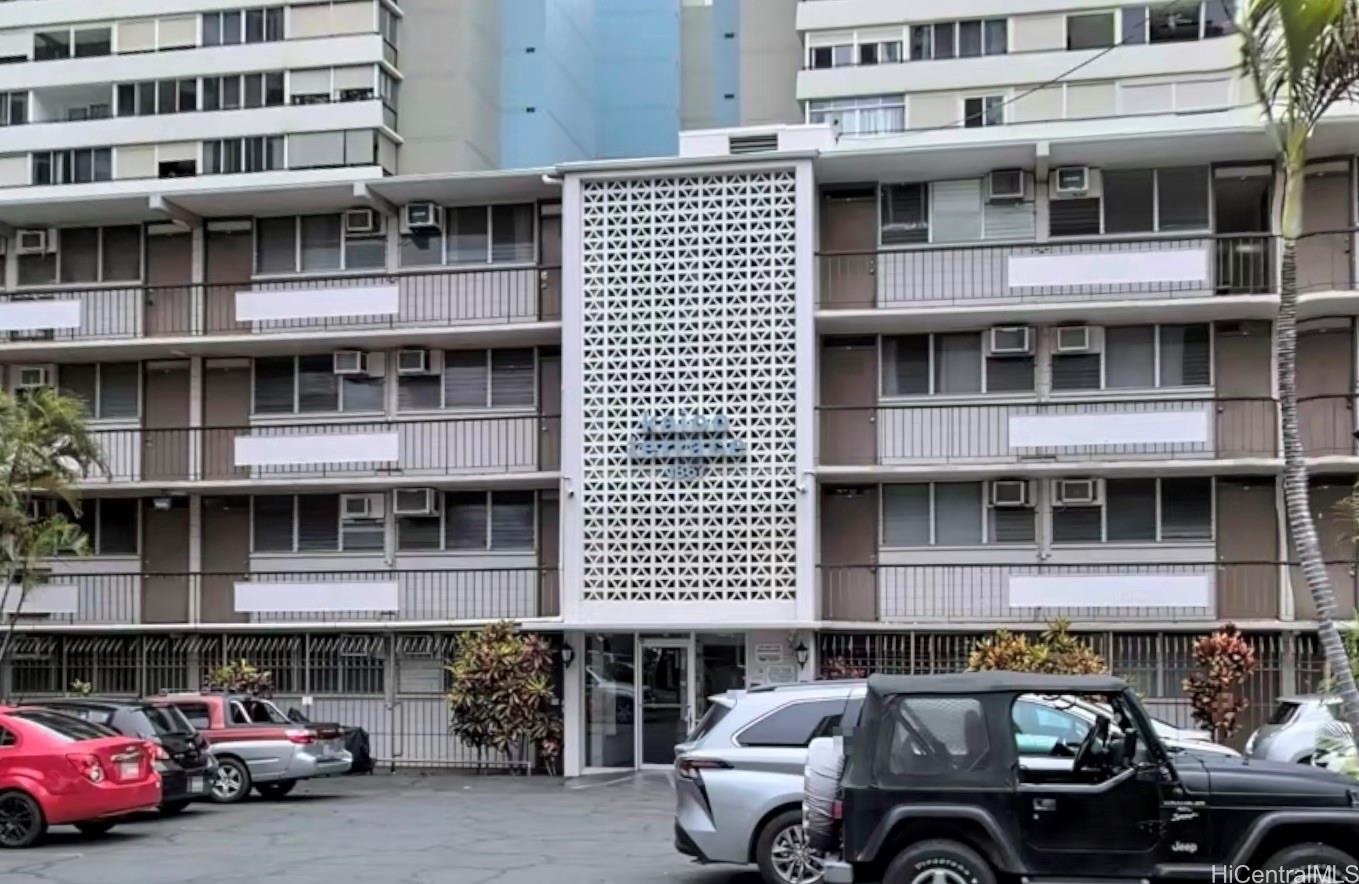 1867 Kaioo Drive 307
