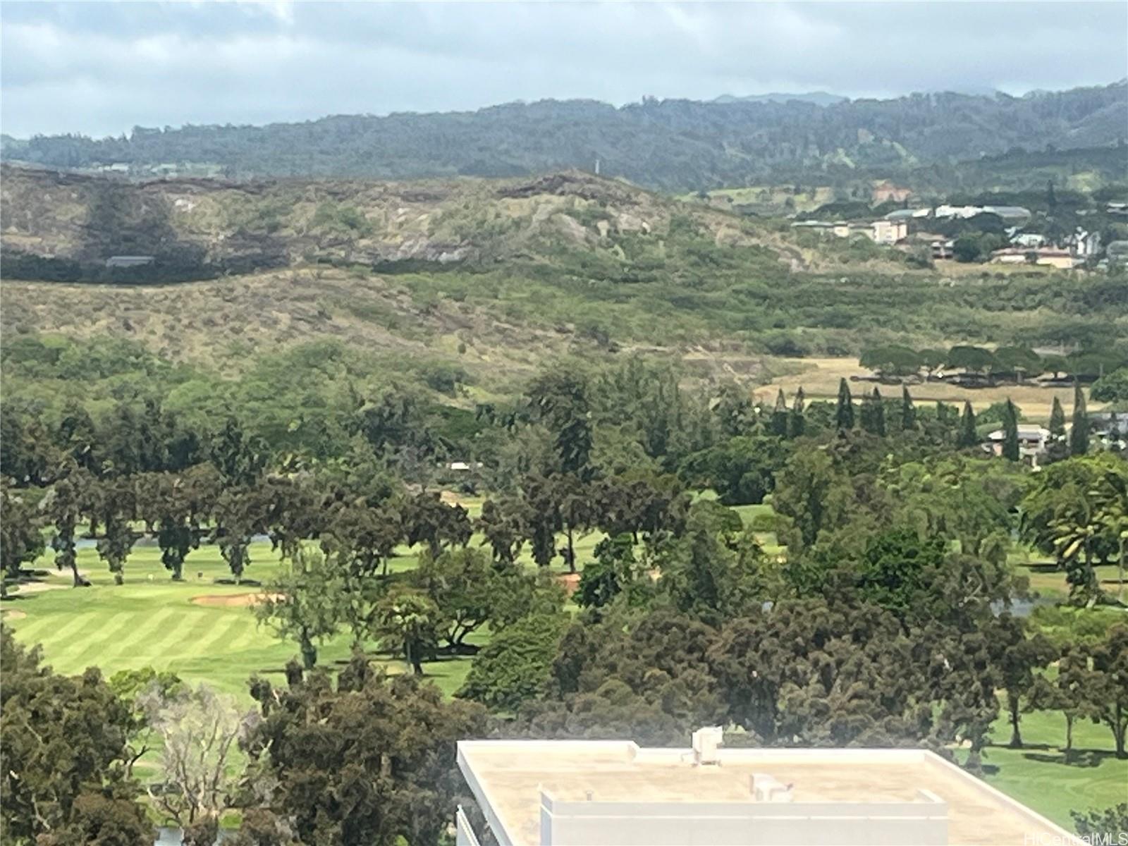 Photo 20 of 25