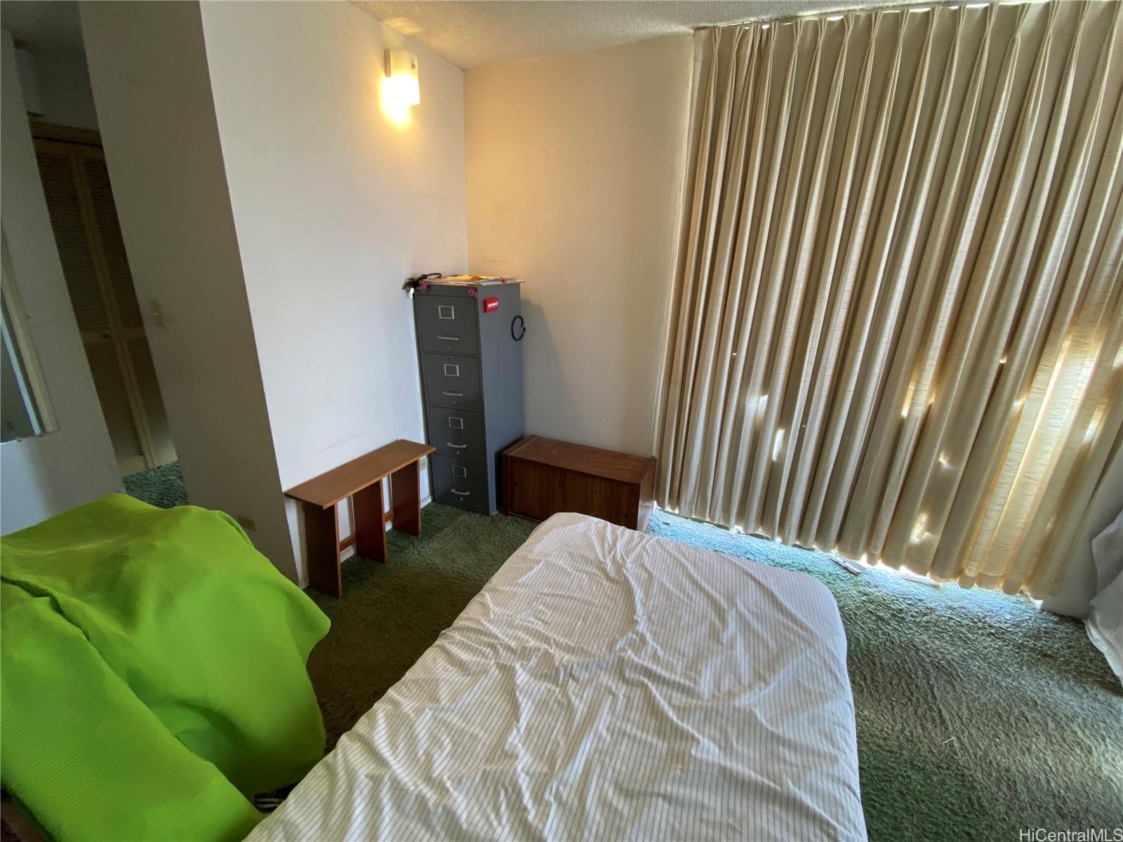 Photo 9 of 25