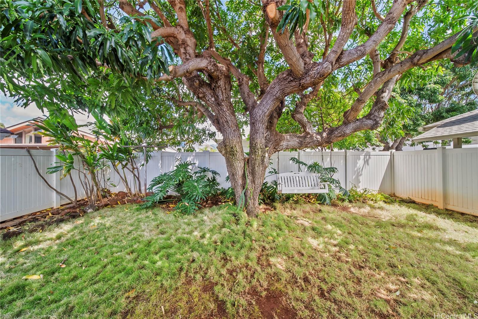 734 10th Avenue  Unit B
