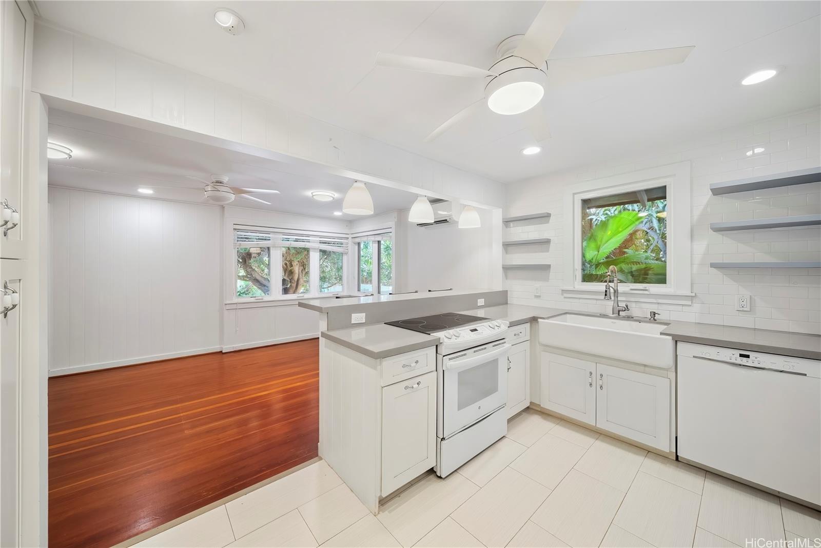 734 10th Avenue  Unit B