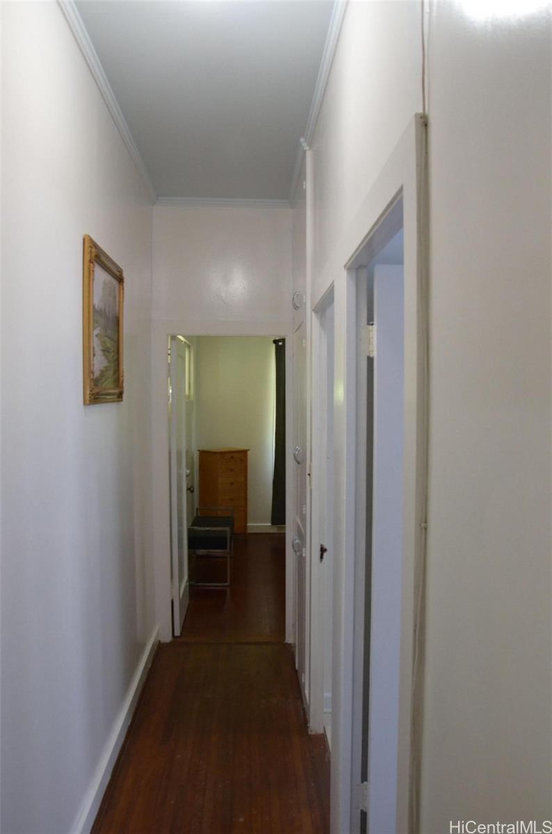 Photo 12 of 25