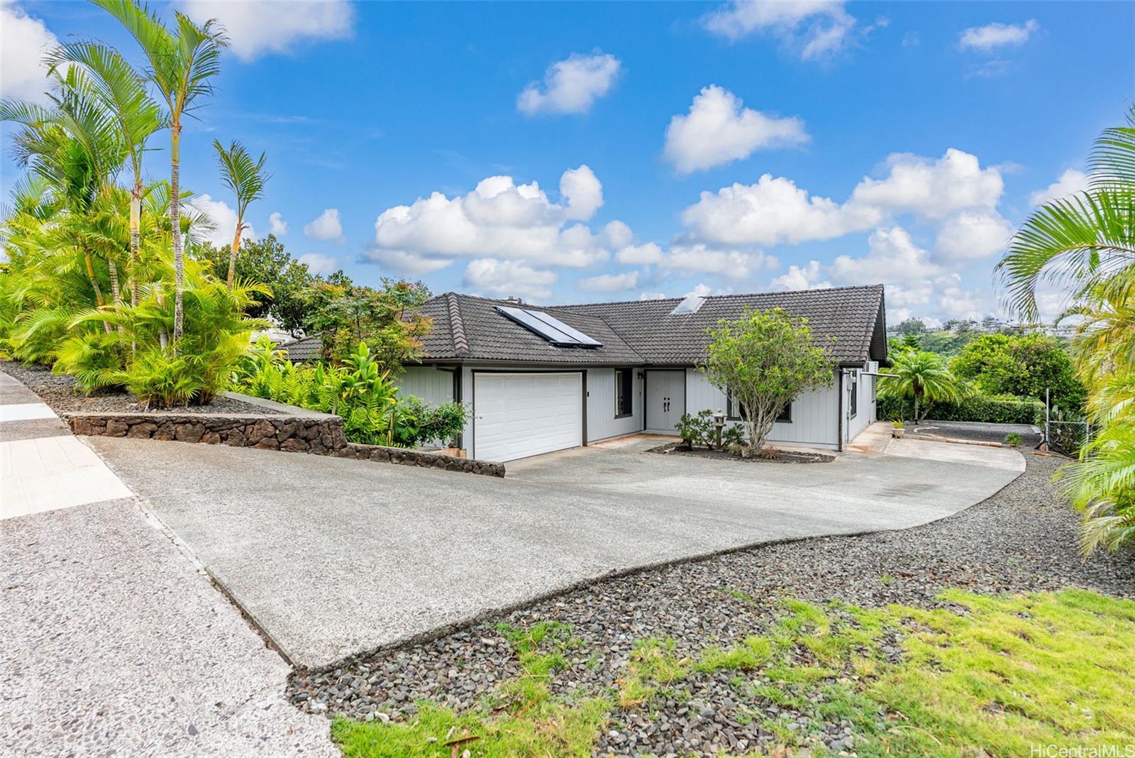 98-1239 Kaonohi Street