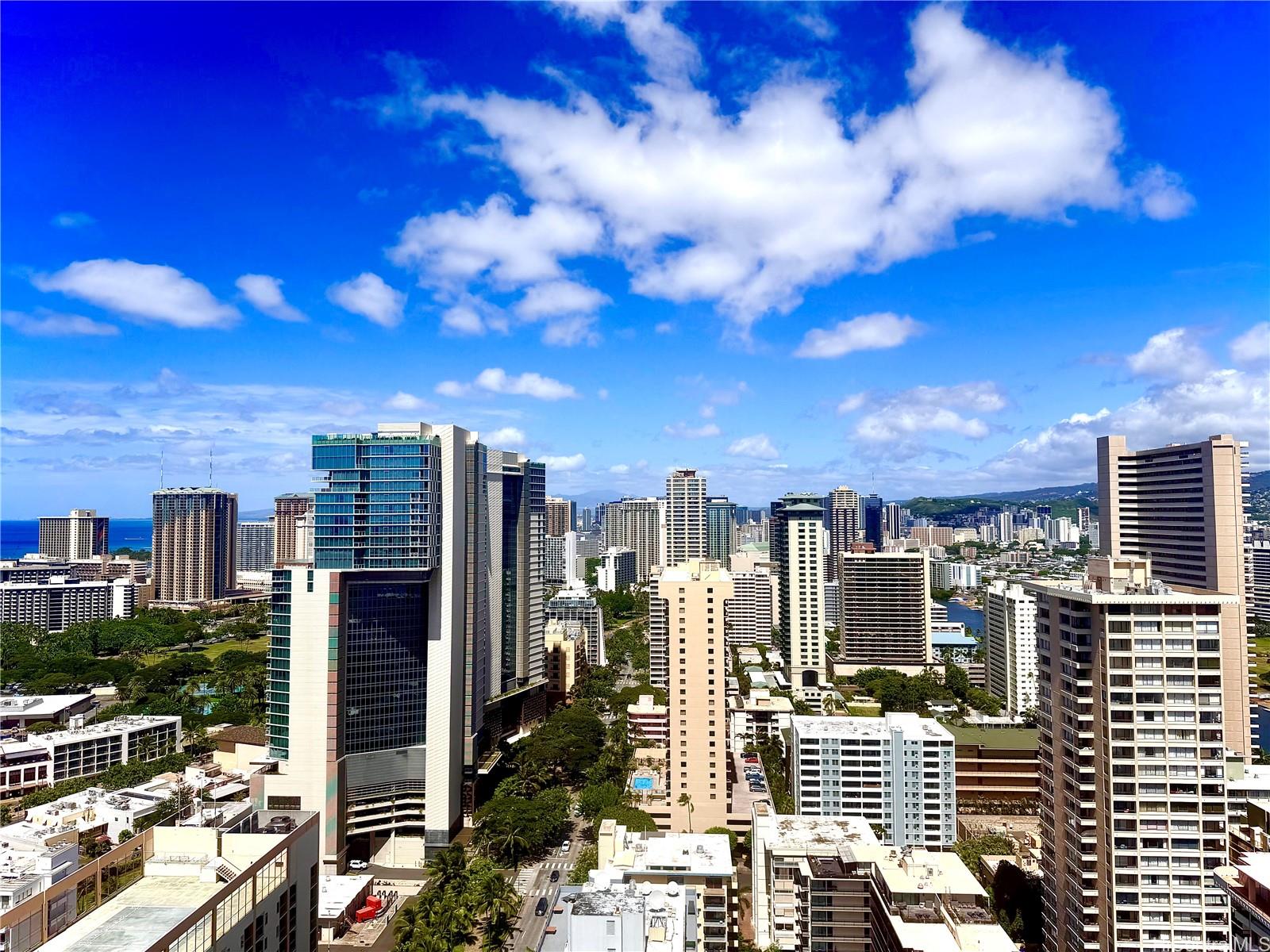 2240 Kuhio Avenue 3306