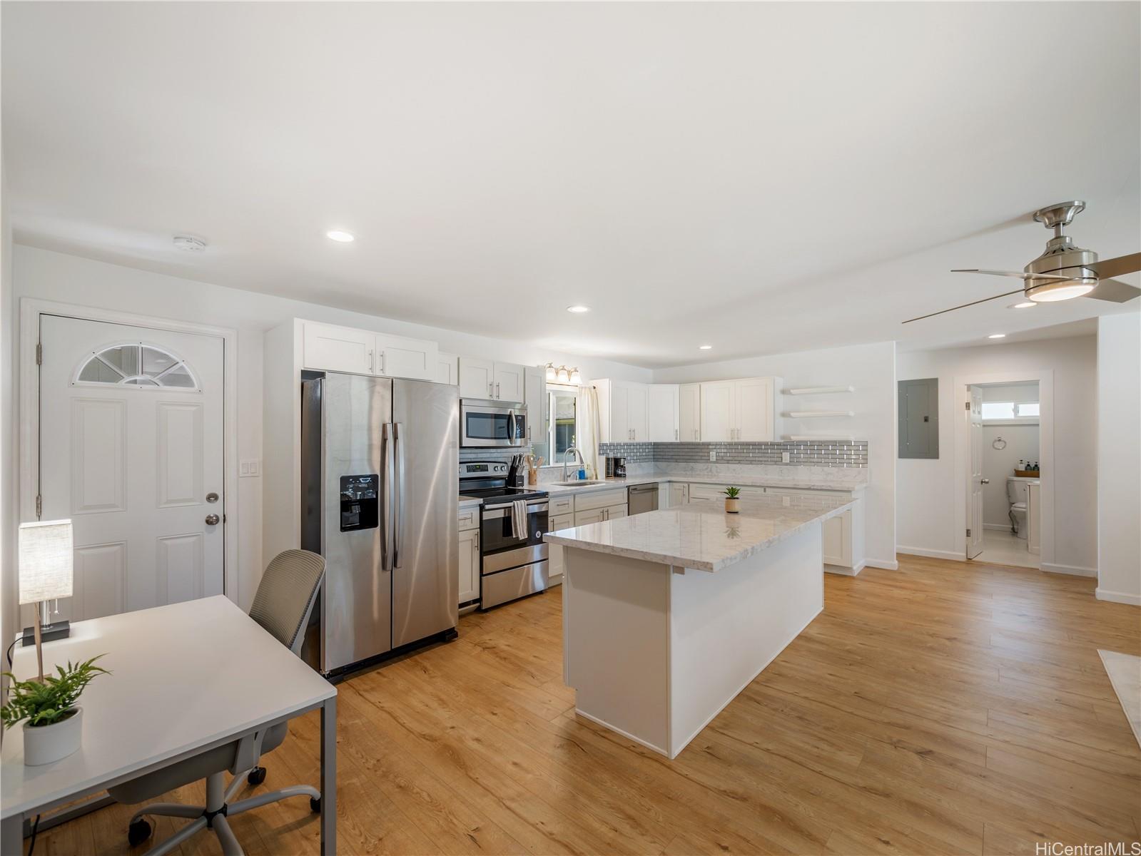 1301 California Avenue  Unit 12