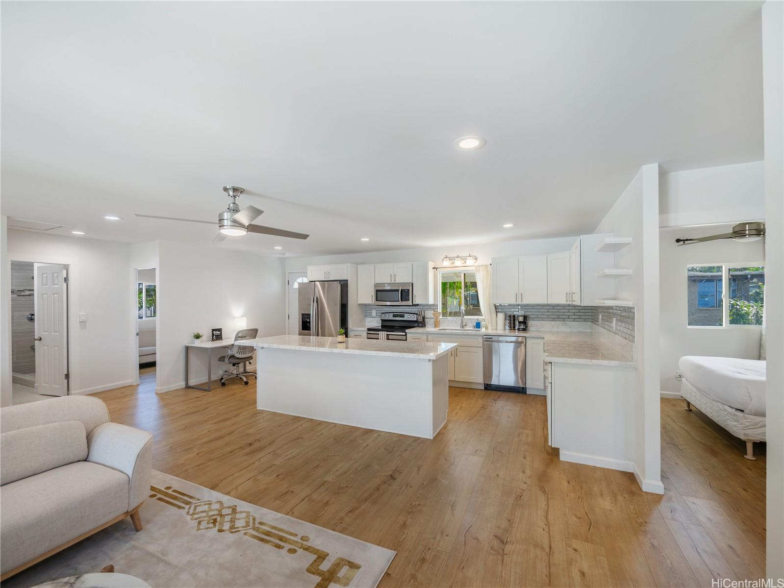 1301 California Avenue  Unit 12