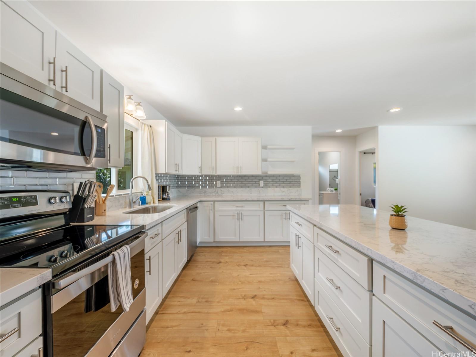 1301 California Avenue  Unit 12