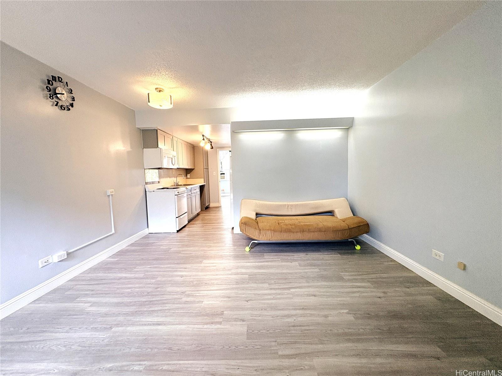 Photo 2 of 14