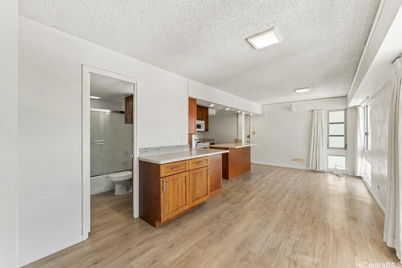 1616 Liholiho Street  Unit 602