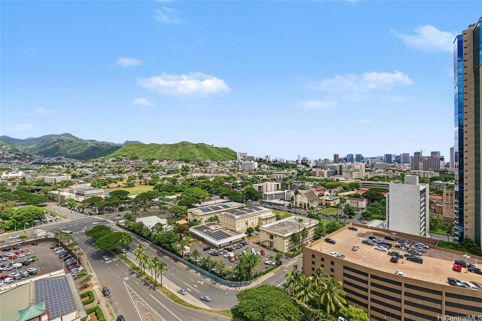 55 S Kukui Street  Unit D2106