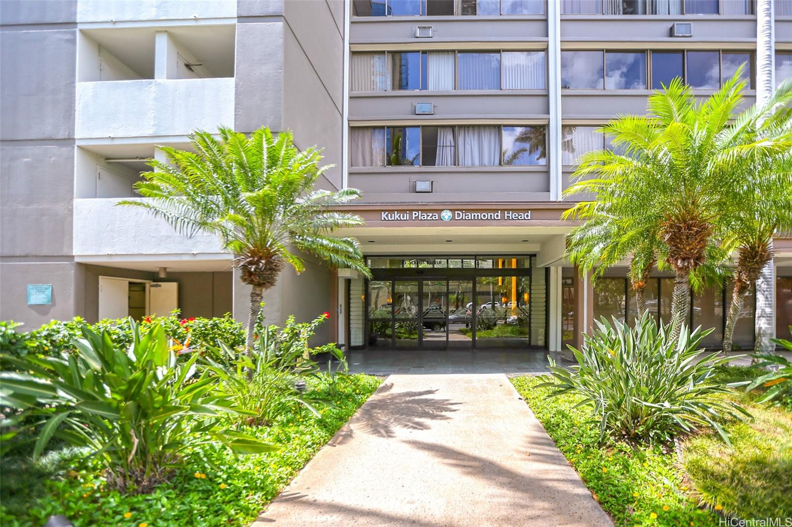 55 S Kukui Street  Unit D2106