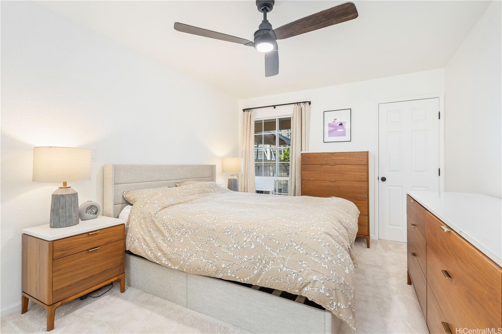 Photo 3 of 15
