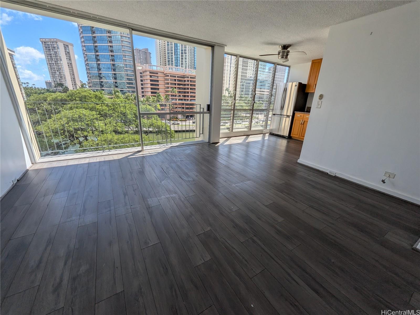 620 Mccully Street  Unit 606