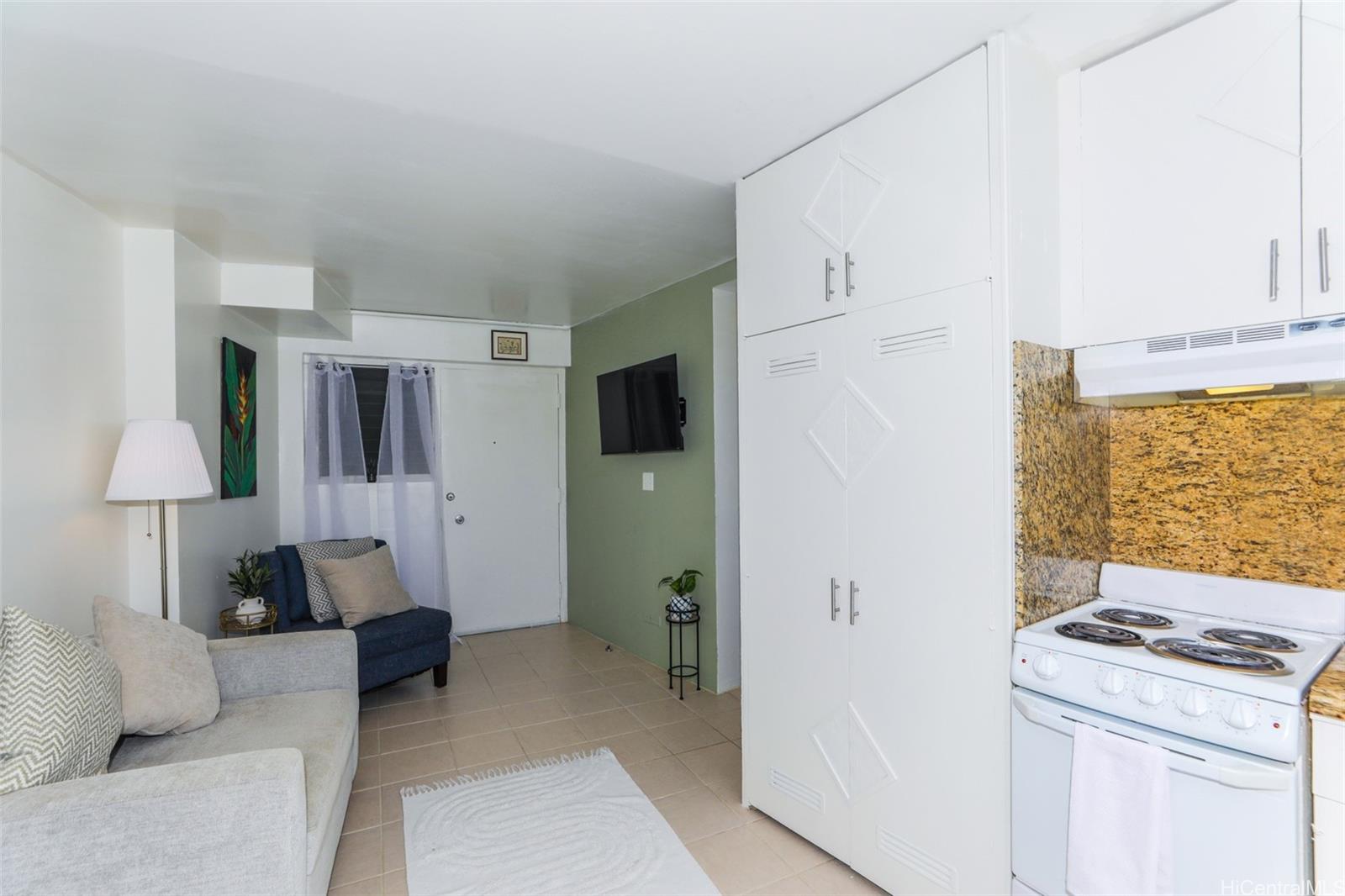 1139 9th Avenue  Unit 202