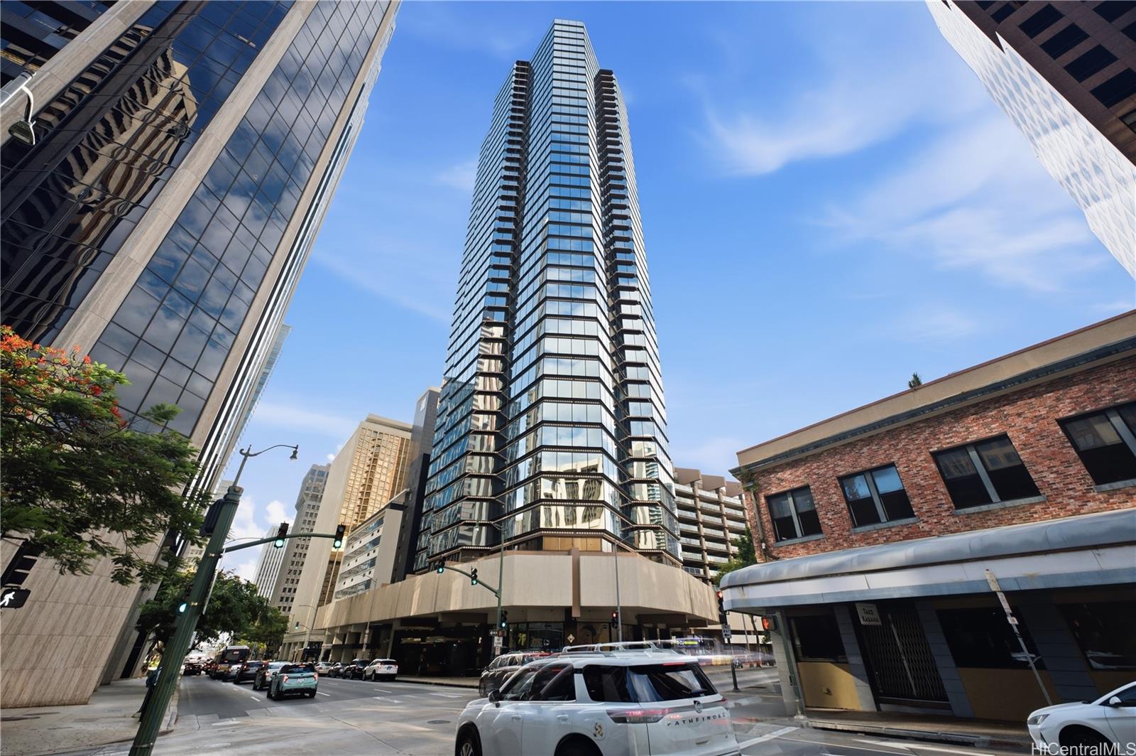 1088 Bishop Street 2710 · Executive Centre