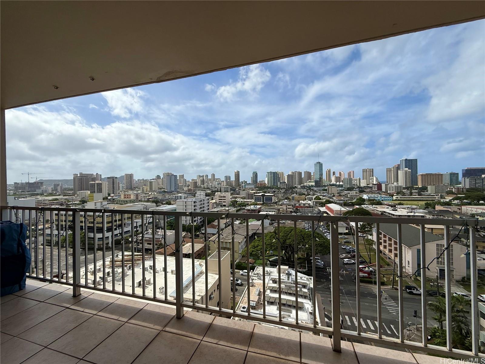 1215 Alexander Street  Unit 1201