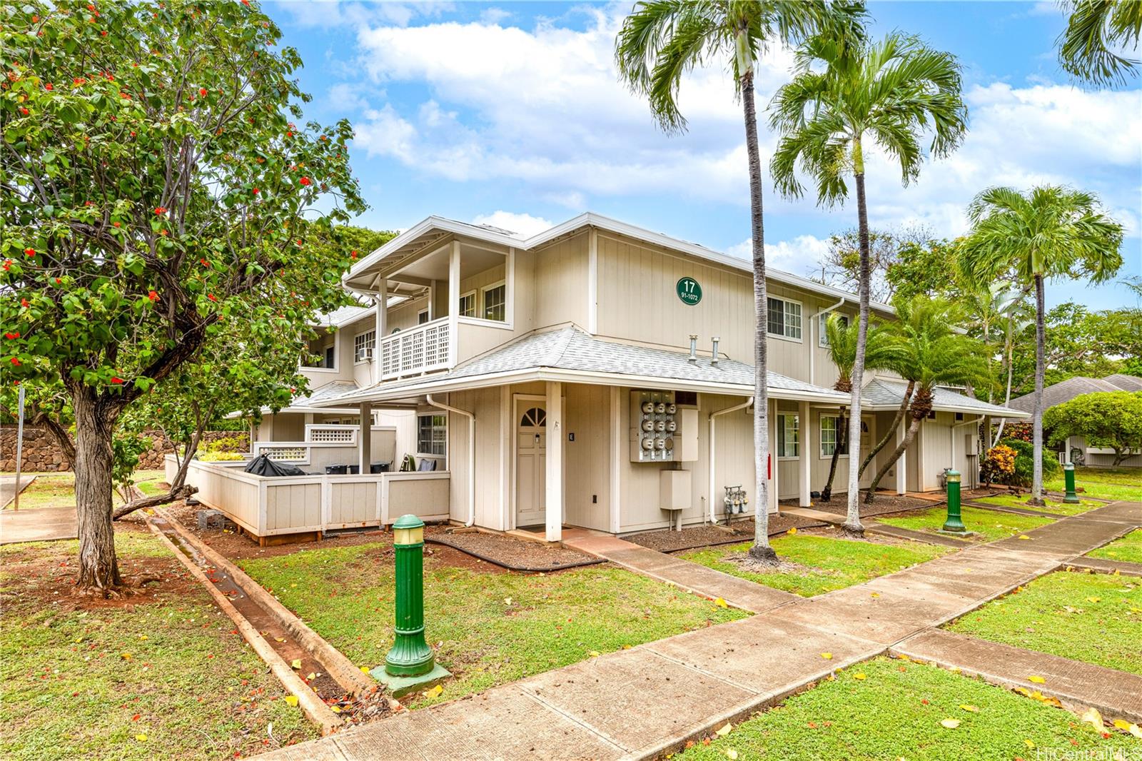 Click for more details 91-1072 Makaaloa Street 17E