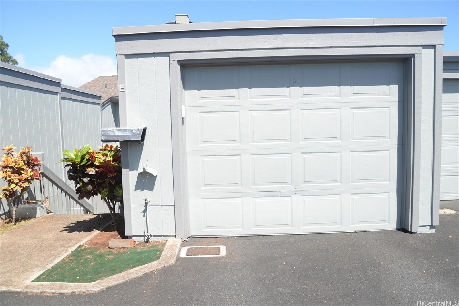 Click for more details 98-1483 Kaahumanu Street E180