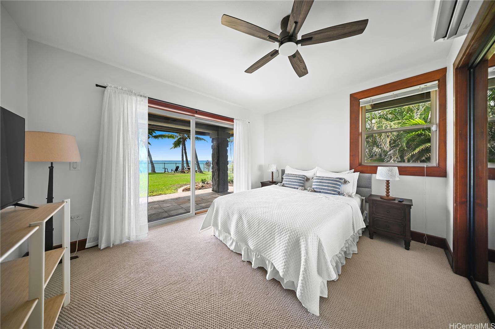 87-579 Farrington Highway