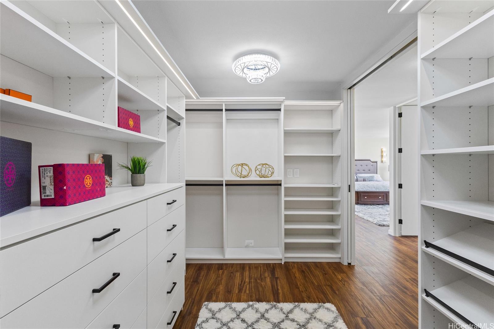 555 University Avenue  Unit 1