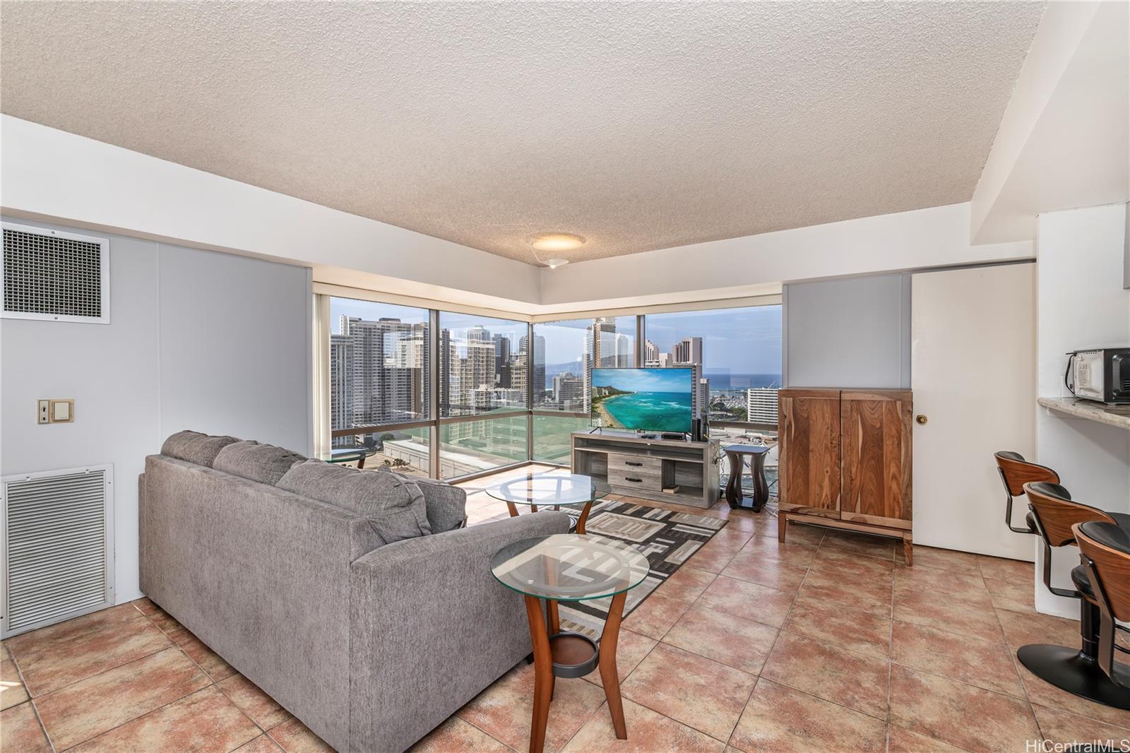 1750 Kalakaua Avenue 2202 · Century Center