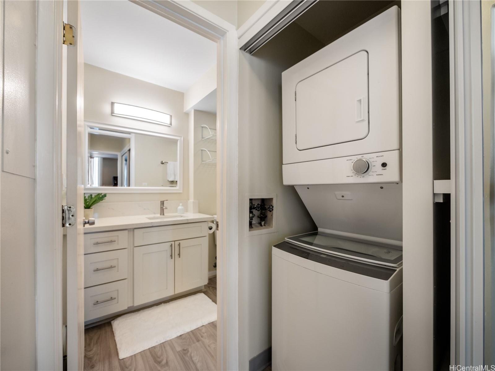 796 Isenberg Street  Unit 8C