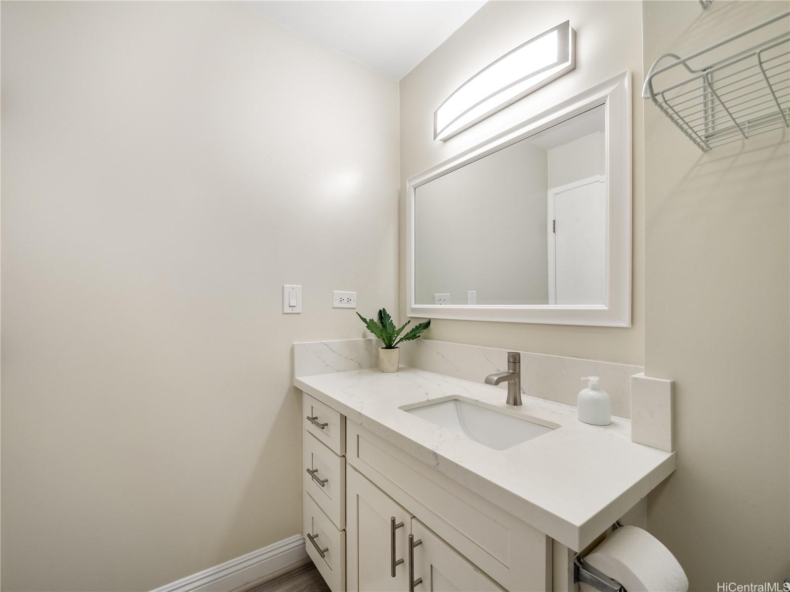 796 Isenberg Street  Unit 8C