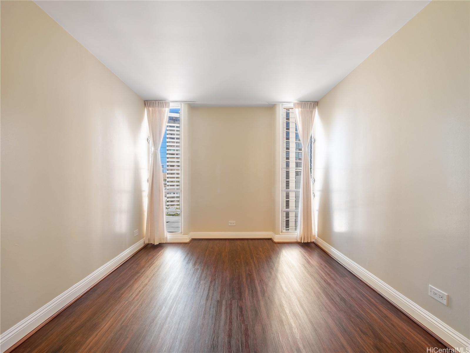 796 Isenberg Street  Unit 8C