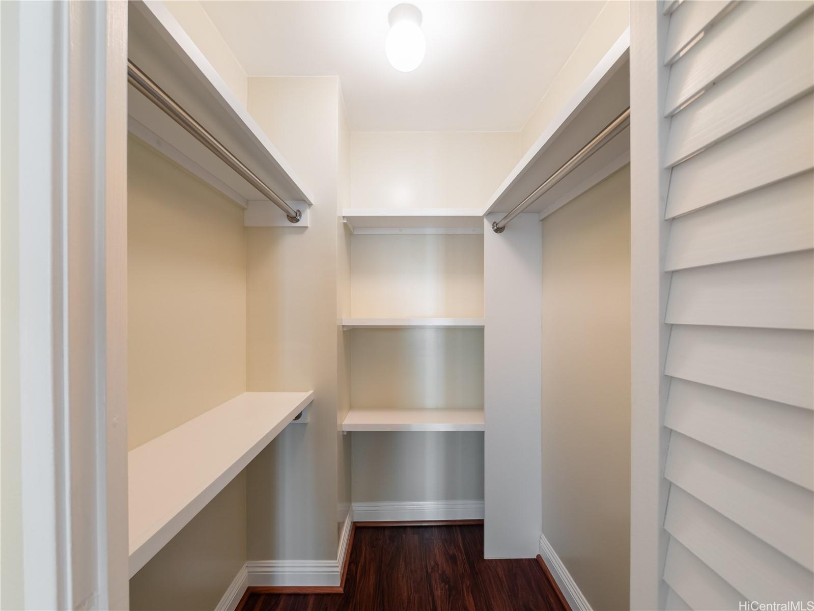 796 Isenberg Street  Unit 8C