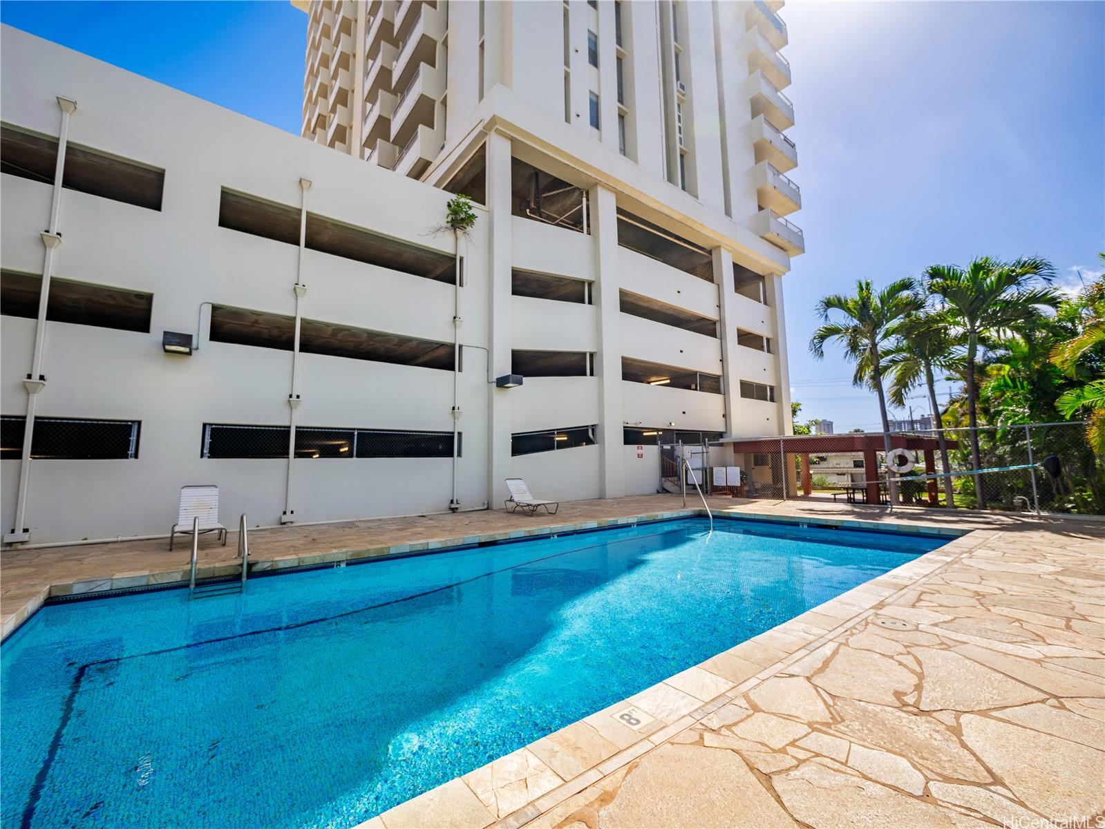 796 Isenberg Street  Unit 8C