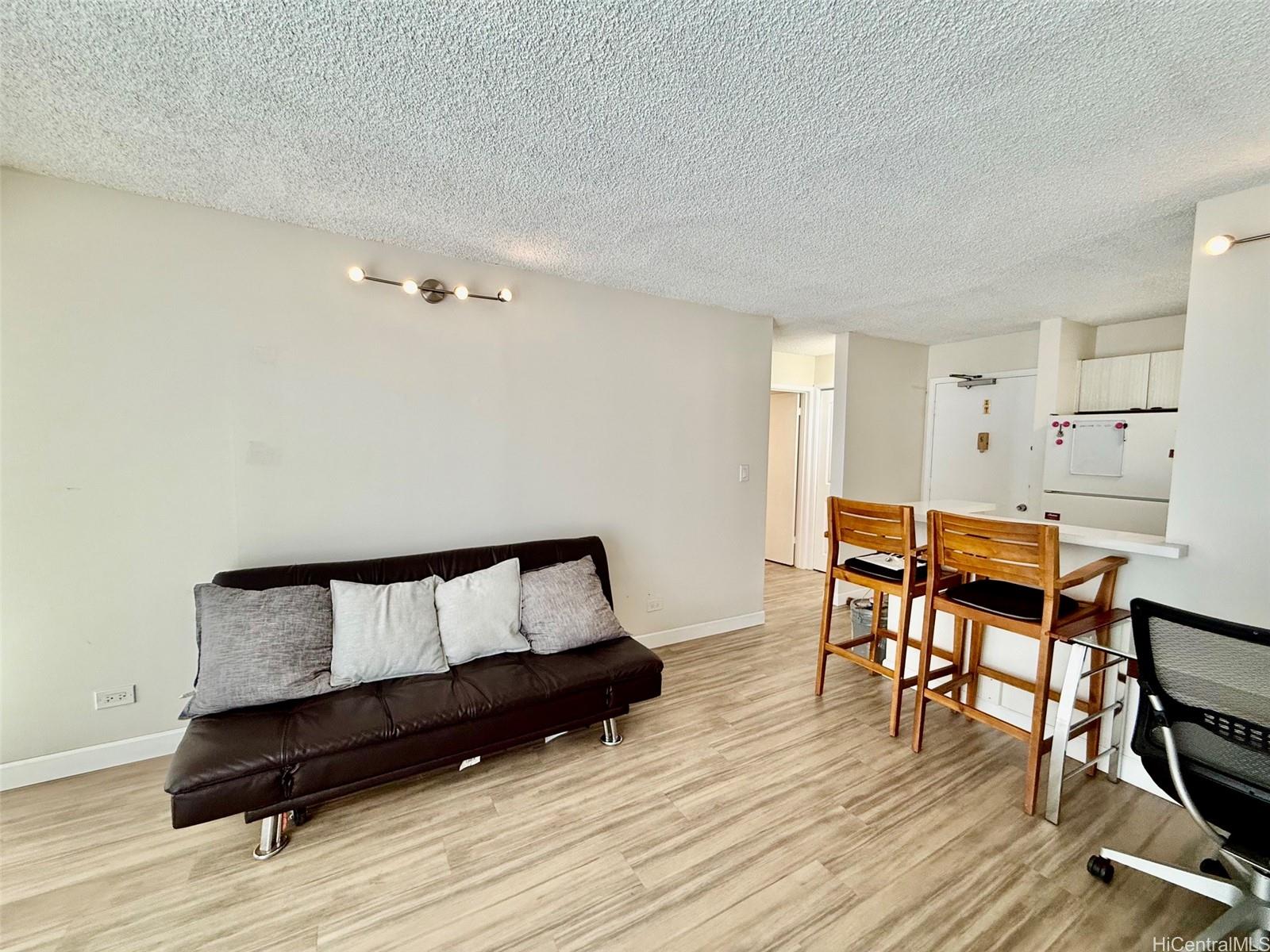 725 Piikoi Street  Unit 603