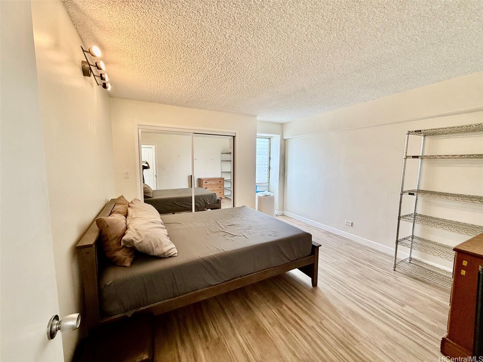 725 Piikoi Street  Unit 603