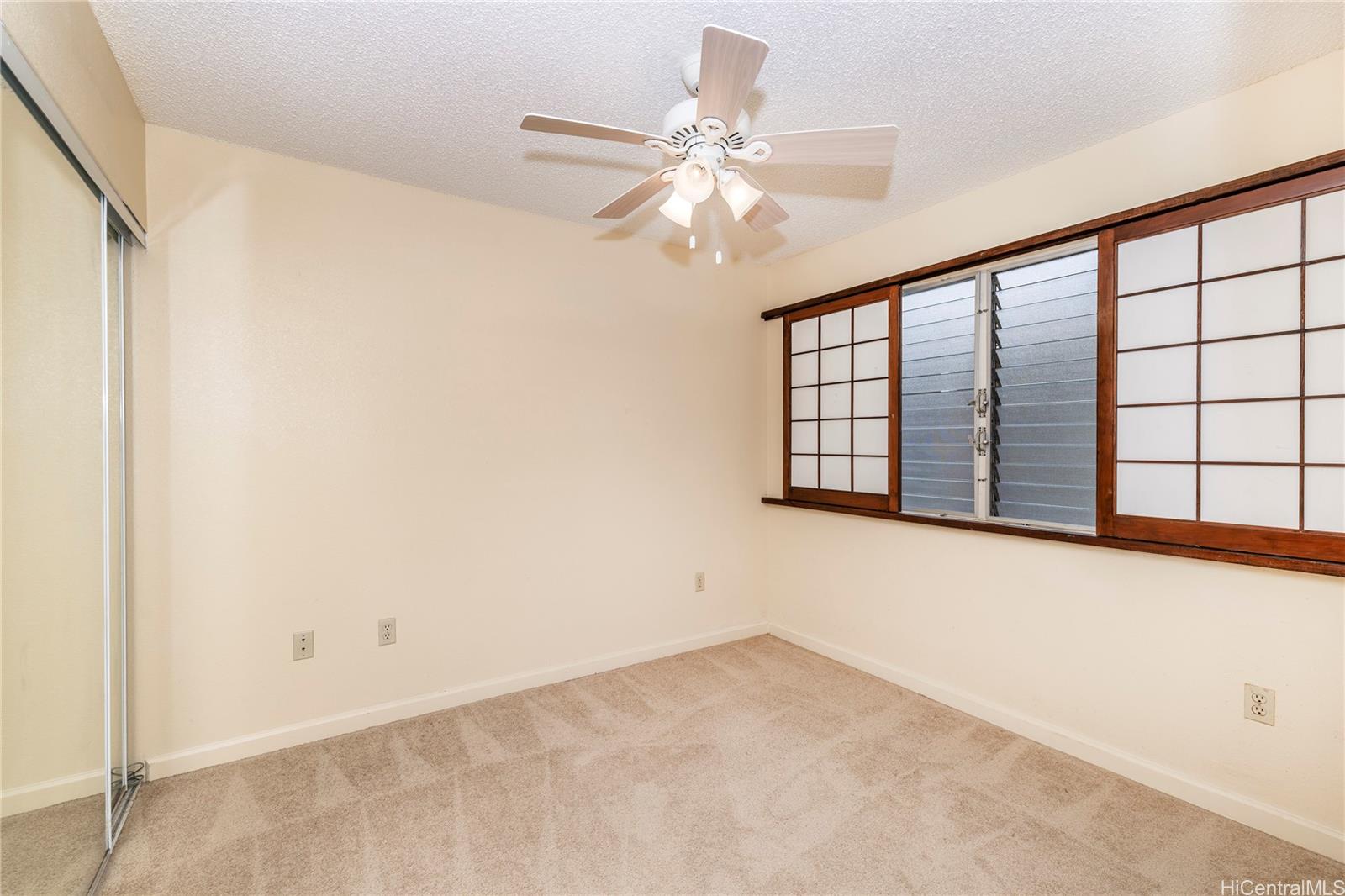 95-1050 Makaikai Street  Unit 31H