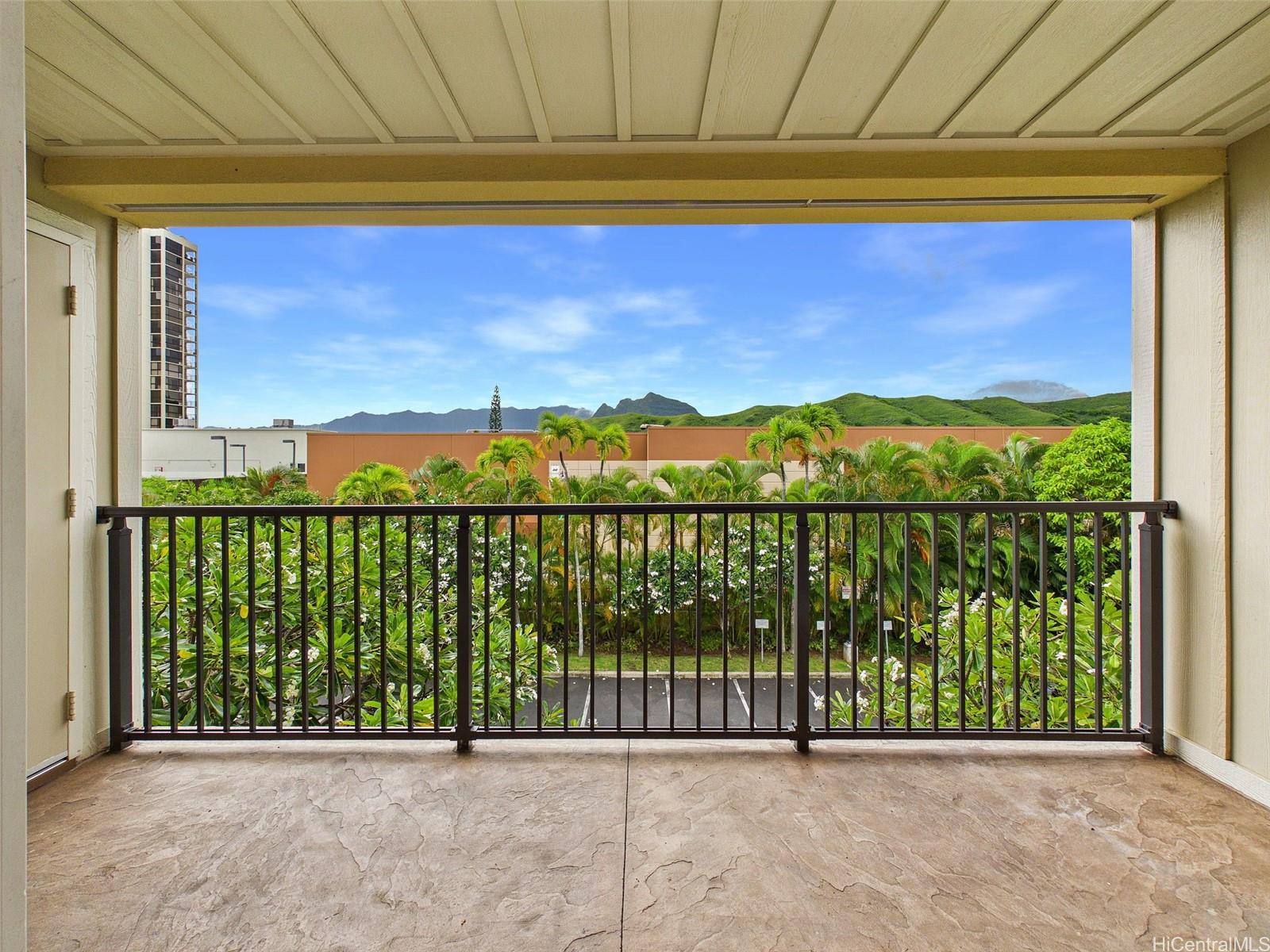 471 Kailua Road  Unit 3202
