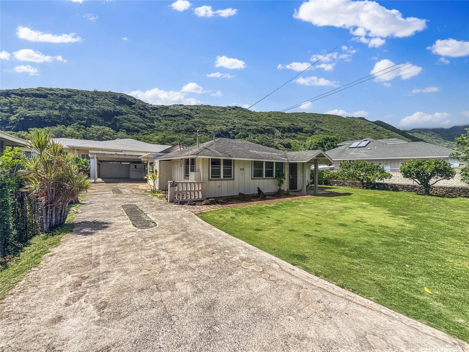 226 Elelupe Road