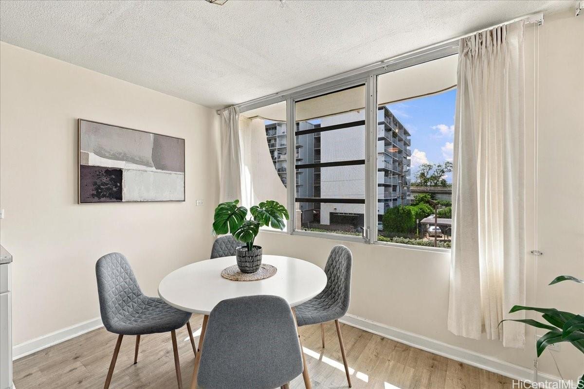 2825 S King Street  Unit 201