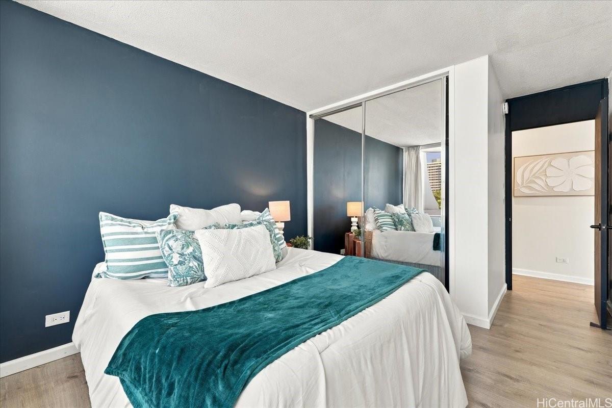 2825 S King Street  Unit 201